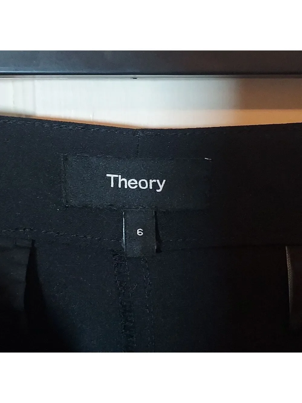 Theory Black Relaxed Fit Cargo Pants Size 6 NWOT